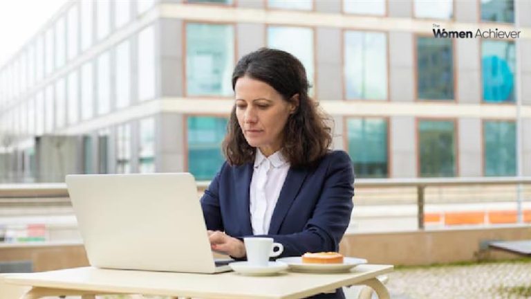 Women MBAs: The Unsung Heroes of AI Adoption in Business