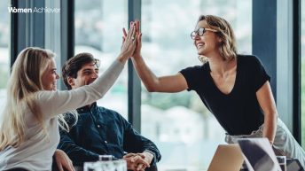 7 Leadership Lessons From Women Executives Breaking the Glass Ceiling